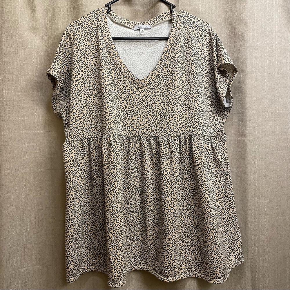 Plus Size Leopard Print Shirt 1X